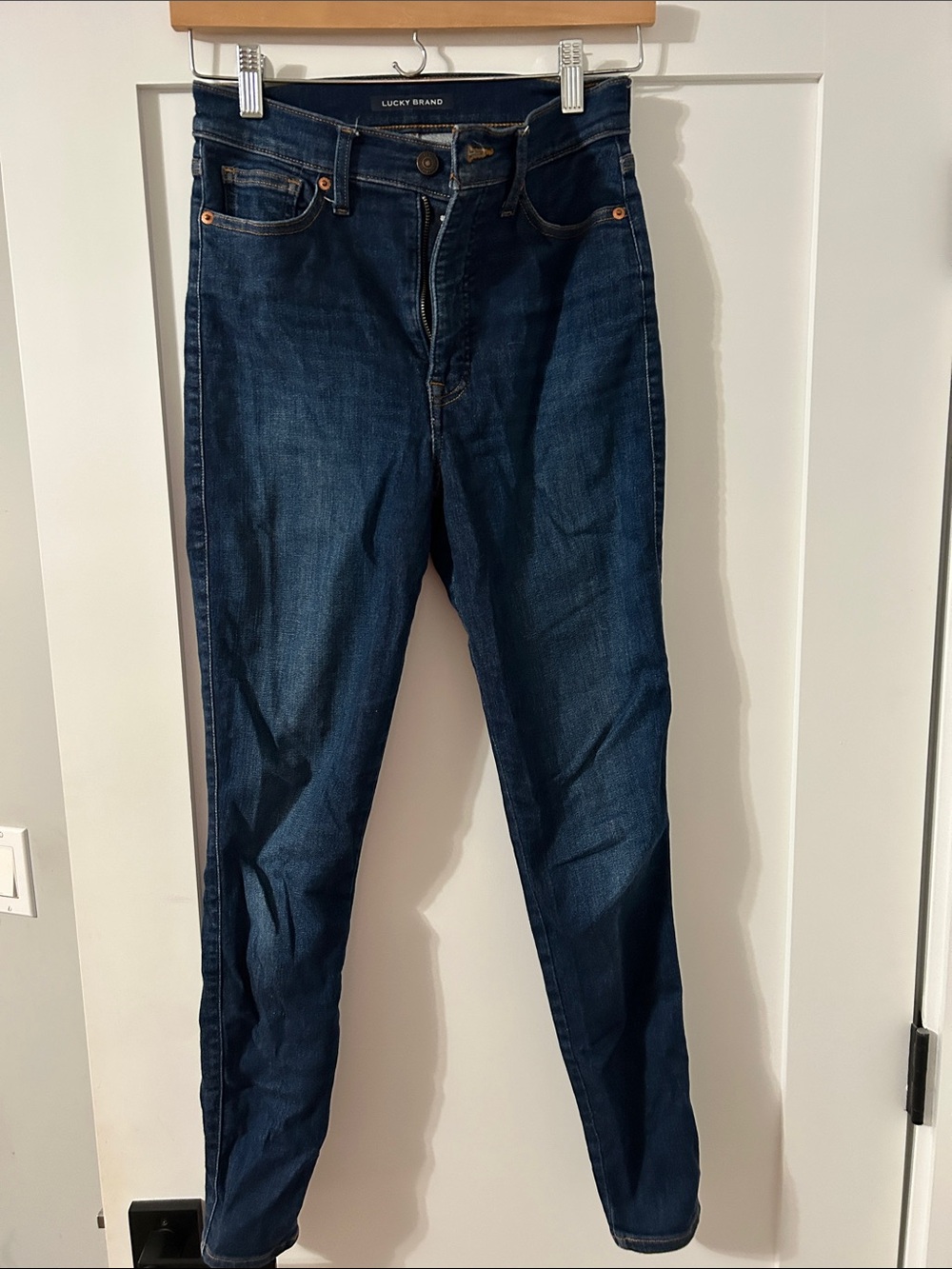Lucky Brand Women’s Dark Blue Skinny Jeans